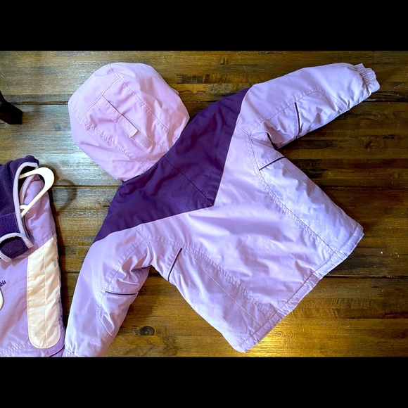 Columbia SnowSuit Toddler 2T - Picture 2 of 6